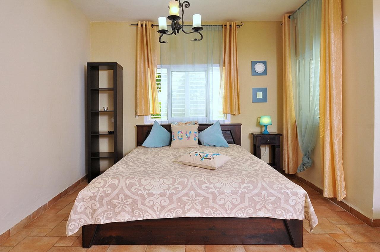 Mul Kinneret Livnim ภายนอก รูปภาพ